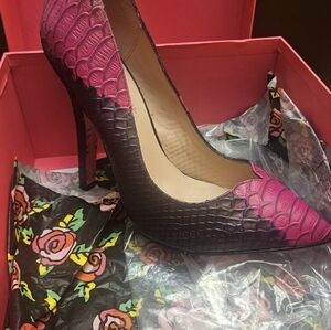 Heels Size 9 Betsey Johnson pink and purple crocodile like material